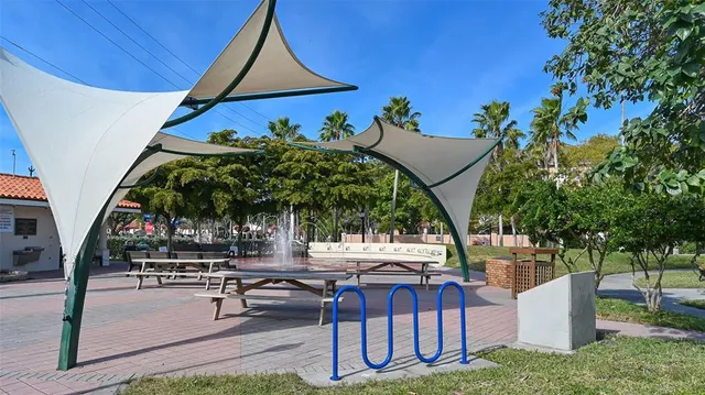 $299,000 | 200 The Esplanade North, Unit B2, Venice, FL 34285