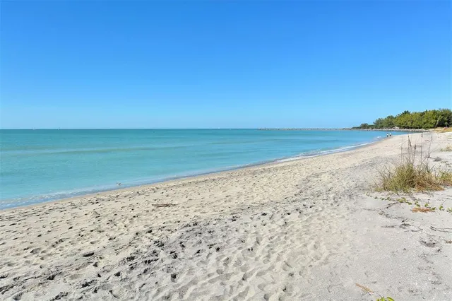 $299,000 | 200 The Esplanade North, Unit B2, Venice, FL 34285
