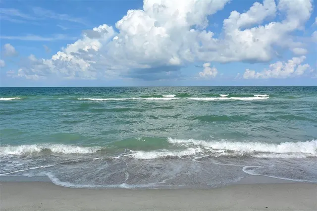 $299,000 | 200 The Esplanade North, Unit B2, Venice, FL 34285