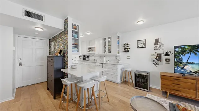 $299,000 | 200 The Esplanade North, Unit B2, Venice, FL 34285