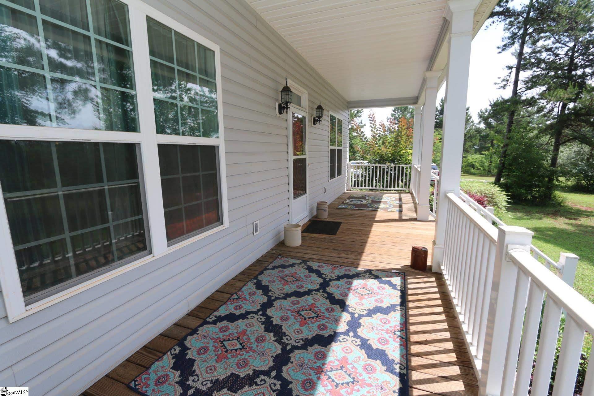 1281 Inman Road Wellford, SC 29385 - Photo 3 of 19