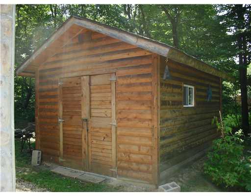 139 Fairfield Road Tarentum, PA 15084 - Photo 4 of 17 Stable/Barn.