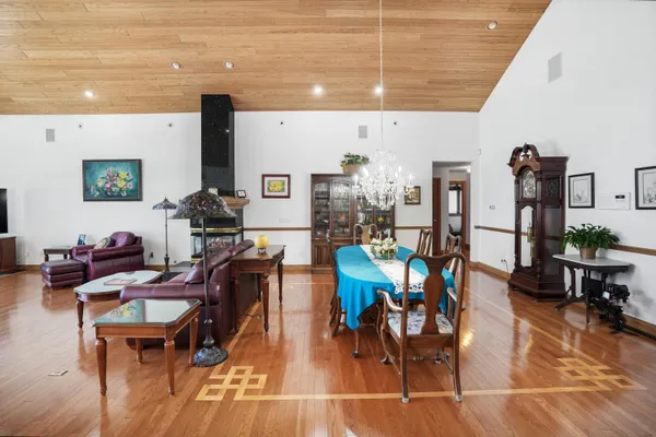 $1,199,000 | 707 Lake Shore Drive, Cadillac, MI 49601