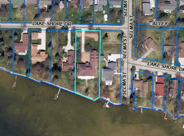 $1,199,000 | 707 Lake Shore Drive, Cadillac, MI 49601