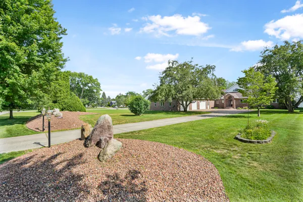 $1,199,000 | 707 Lake Shore Drive, Cadillac, MI 49601