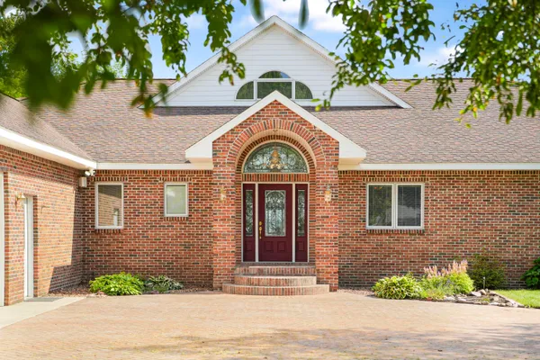 $1,199,000 | 707 Lake Shore Drive, Cadillac, MI 49601