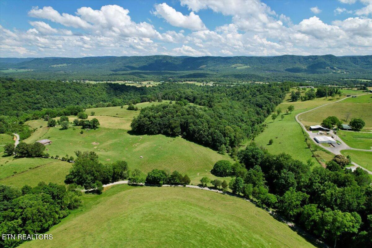 187 Van Huss Road Rose Hill, VA 24281 - Photo 12 of 44 10-DJI_0652
