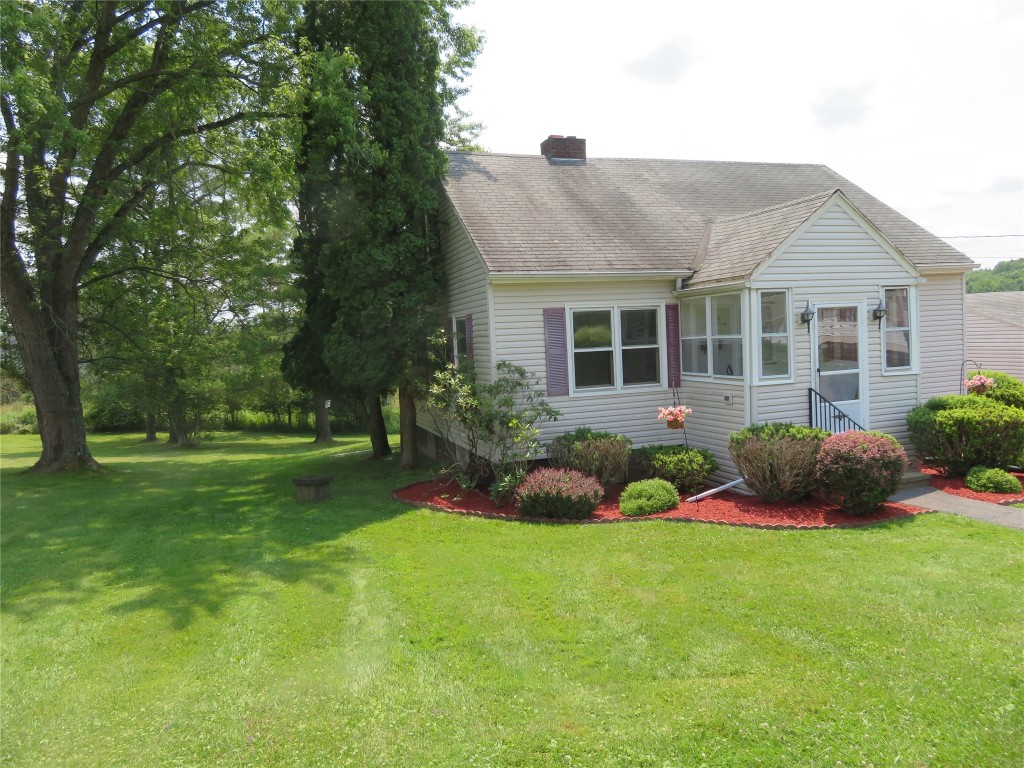 3304 Gillespie Road Binghamton, NY 13903 - Photo 3 of 33 Gallery Image 3