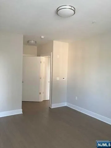 an empty room with a empty space