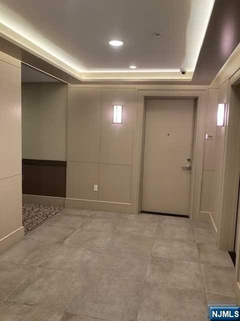 461 Palisades Boulevard, Unit 303 Fort Lee, NJ 07024 - Photo 6 of 13 a view of empty room