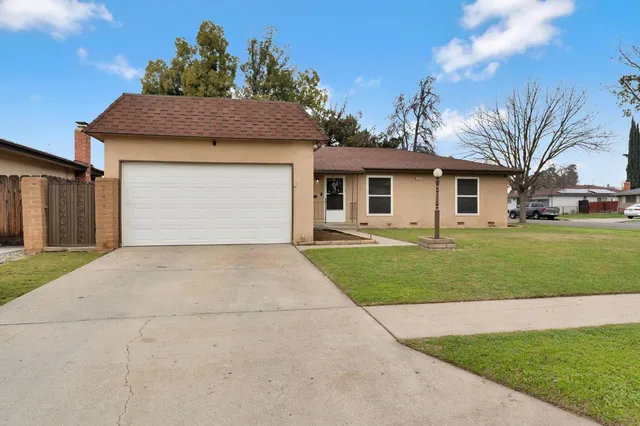 $375,000 | 4575 East Norwich Avenue, Fresno, CA 93726
