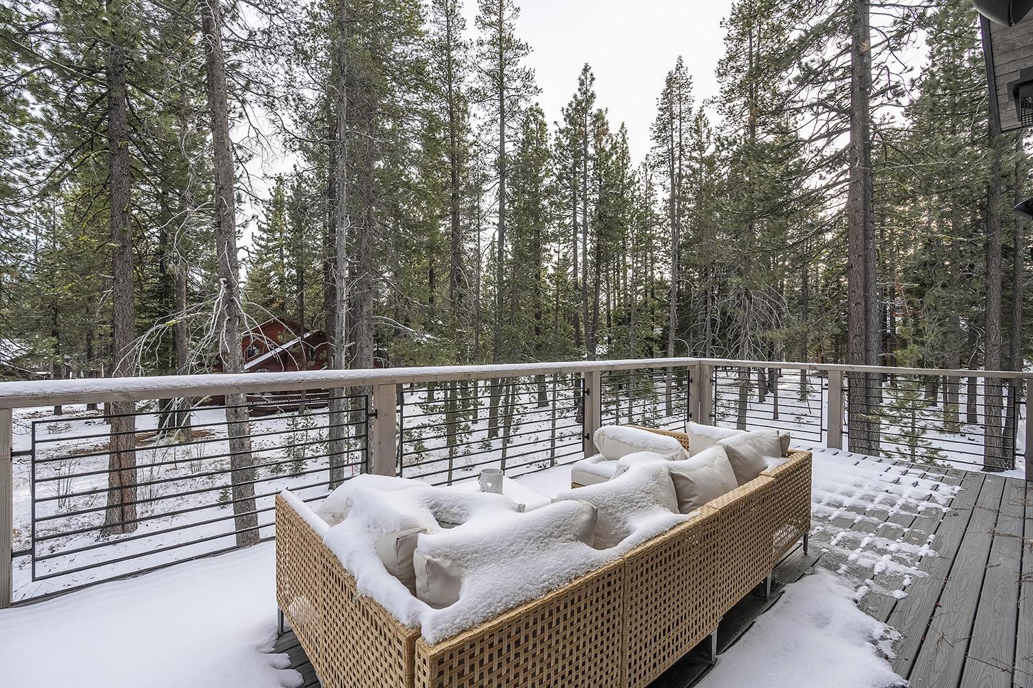 14771 Tyrol Road Truckee, CA 96161 - Photo 27 of 28 Gallery Image 27