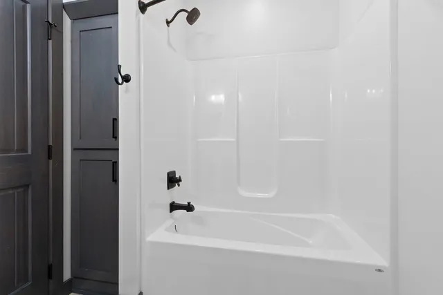 $849,900 | 837 River's Run, De Pere, WI 54115