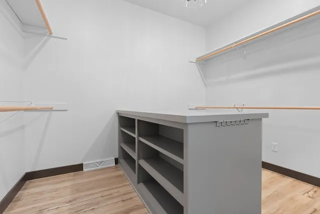 $849,900 | 837 River's Run, De Pere, WI 54115