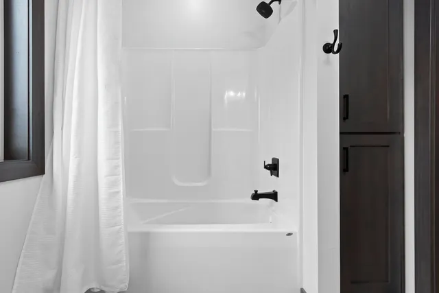 $849,900 | 837 River's Run, De Pere, WI 54115