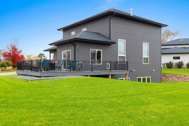 $849,900 | 837 River's Run, De Pere, WI 54115