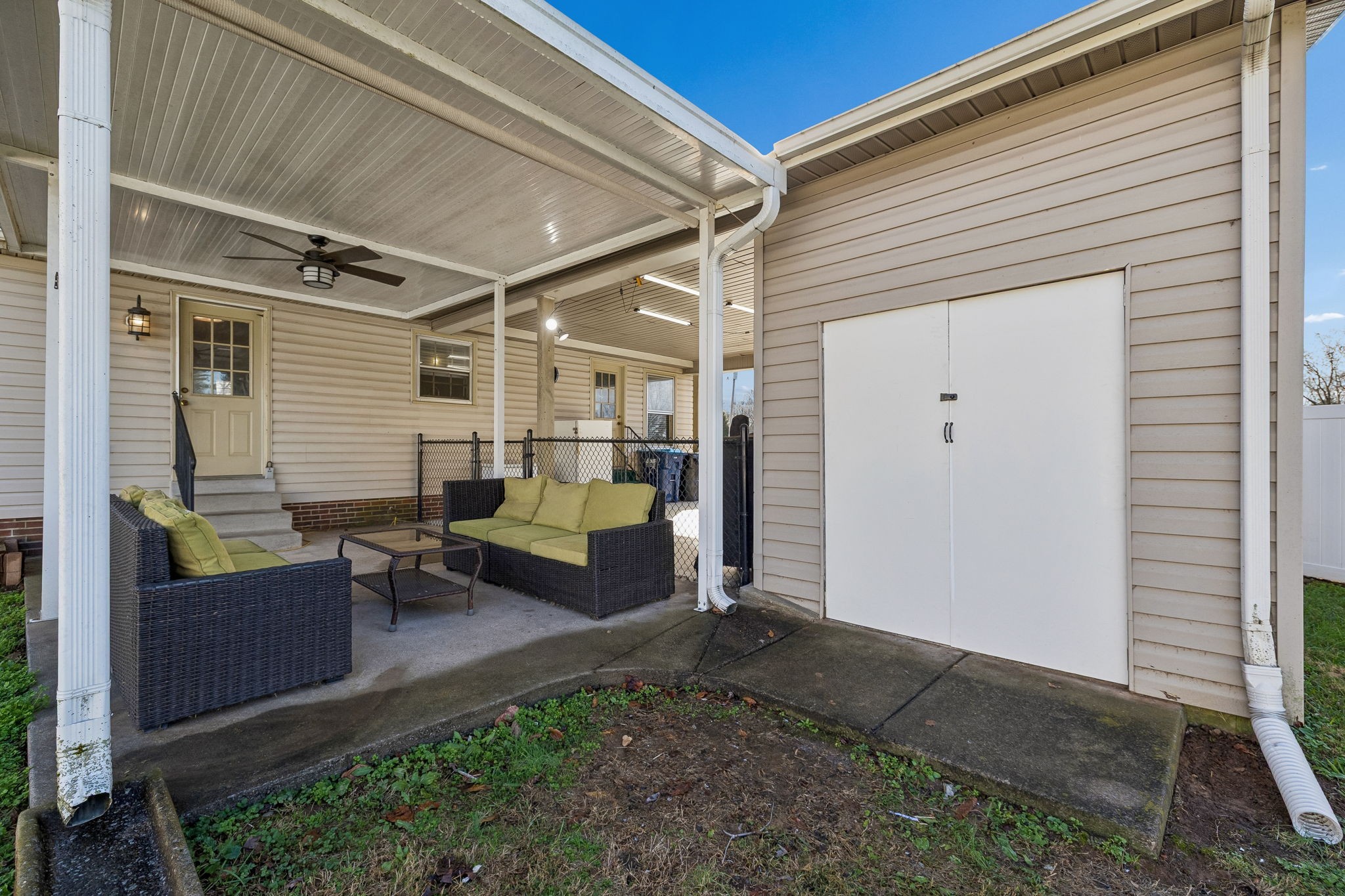641 McKaig Road Murfreesboro, TN 37127 - Photo 33 of 51 a backyard of a house with seating space