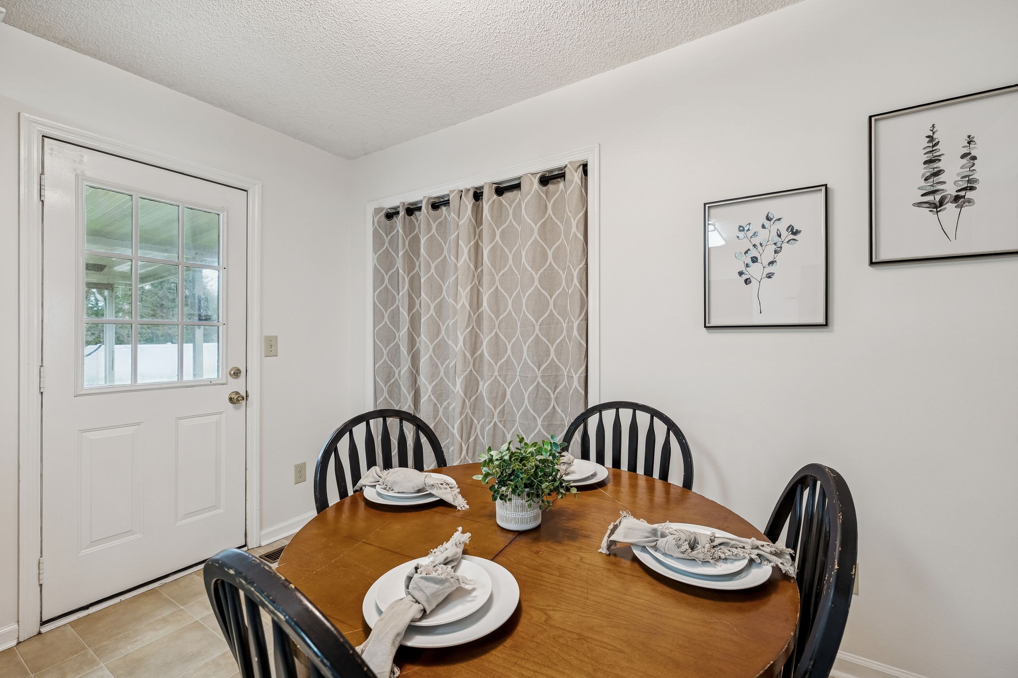 641 McKaig Road Murfreesboro, TN 37127 - Photo 9 of 51 a view of a dining room with furniture and window