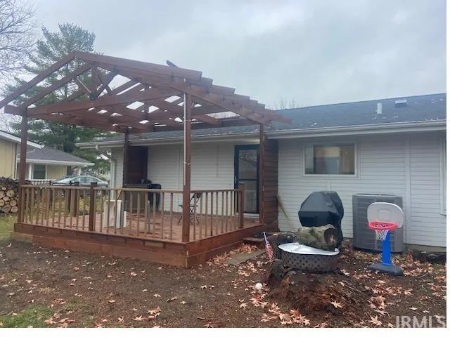 $2,100 | 833 Ashland Street, West Lafayette, IN 47906