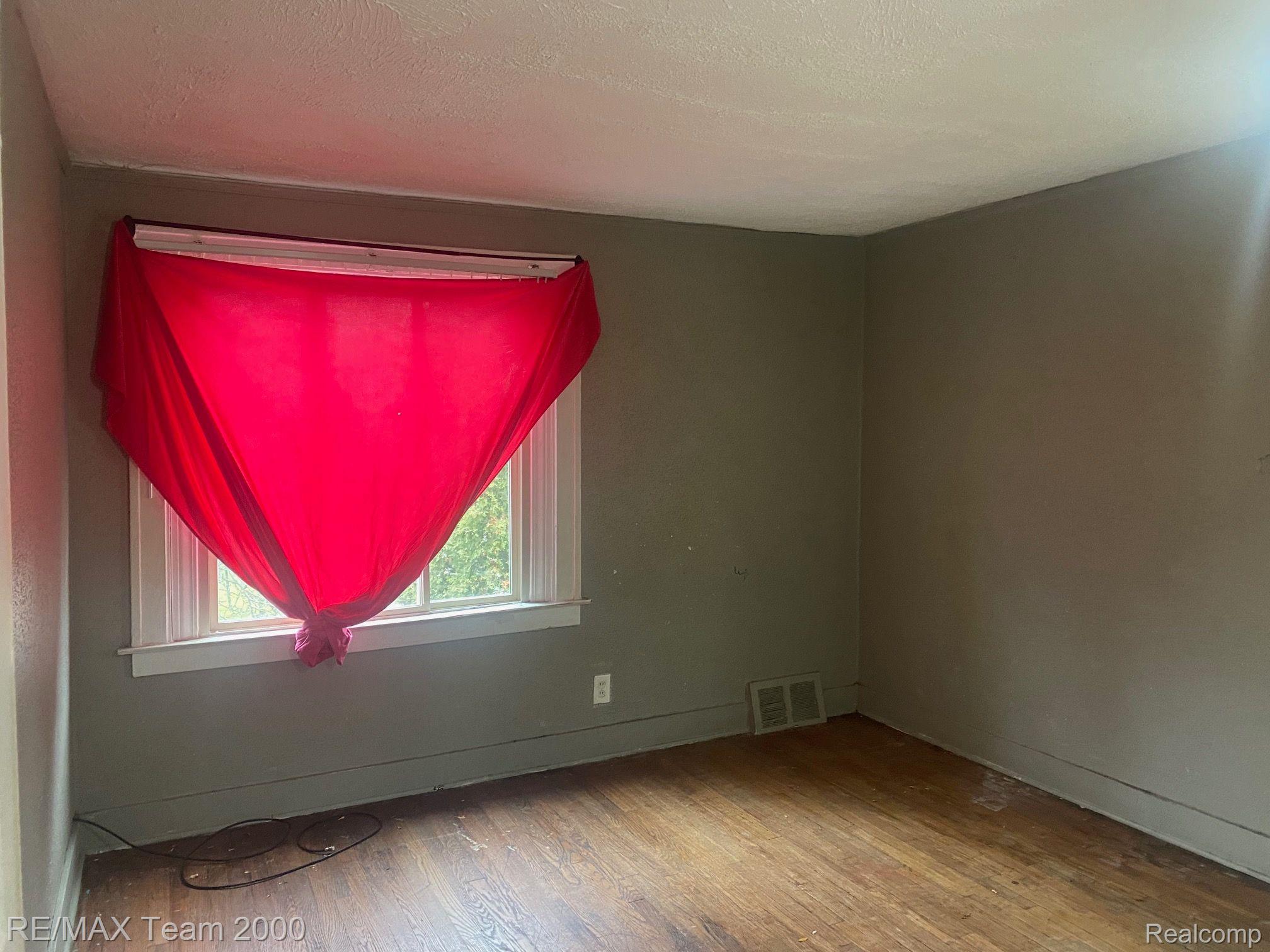 15790 Rutherford Street Detroit, MI 48227 - Photo 8 of 11 Gallery Image 8