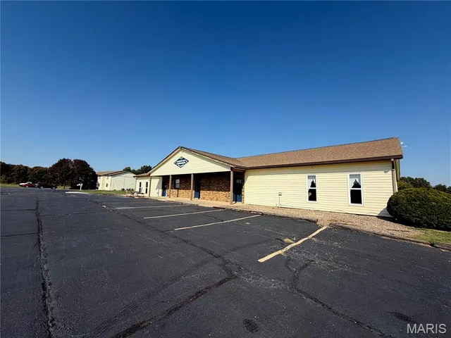 $135,000 | 18348 Lakeview Drive, Unit 506, Monroe City, MO 63456