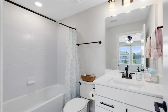 $674,000 | 5677 Cedar Chase Drive, St. Cloud, FL 34771