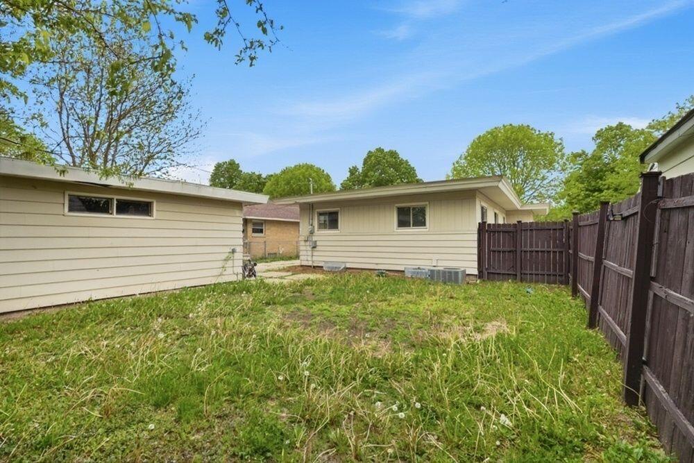 3220 South 72nd Street Milwaukee, WI 53219 - Photo 19 of 21 52126_3220_South_72nd_Street_Milwaukee_W