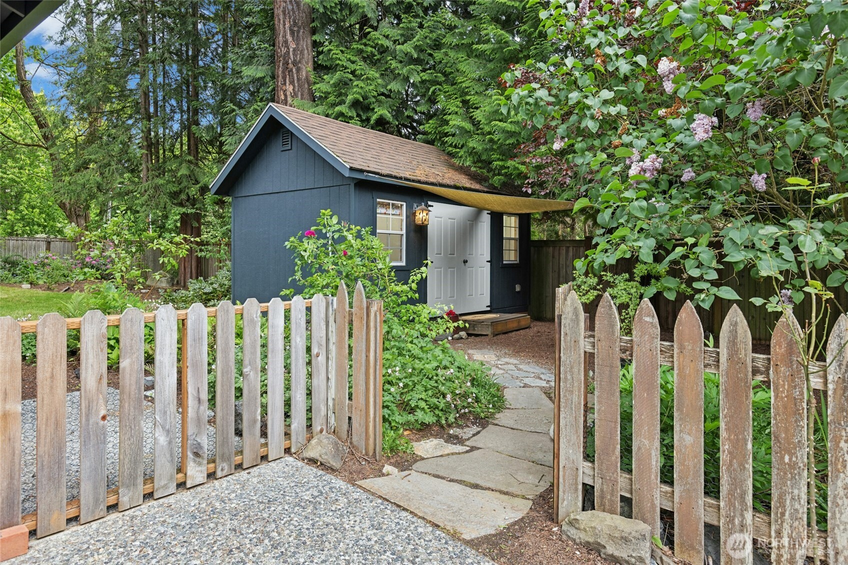 13038 Northeast 184th Place Bothell, WA 98011 - Photo 29 of 38