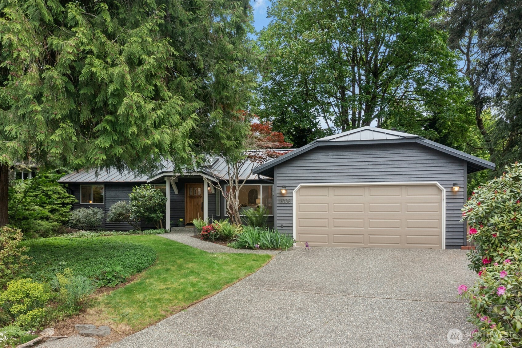 13038 Northeast 184th Place Bothell, WA 98011 - Photo 3 of 38