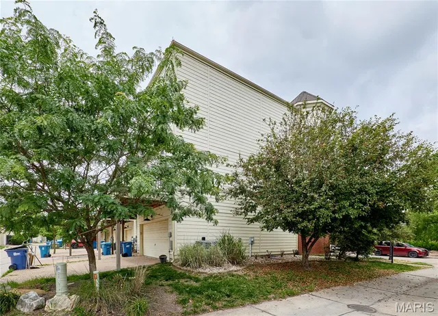 $349,900 | 3432 Civic Green Drive, St. Charles, MO 63301