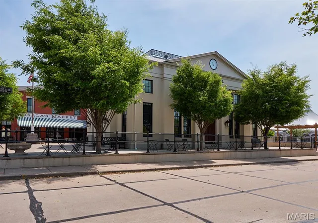 $349,900 | 3432 Civic Green Drive, St. Charles, MO 63301