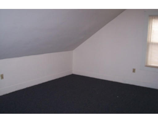 355 Warren Street Fall River, MA 02721 - Photo 9 of 10