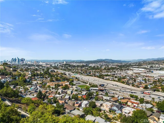 $2,500 | 3732 Dwiggins Street, Los Angeles, CA 90063