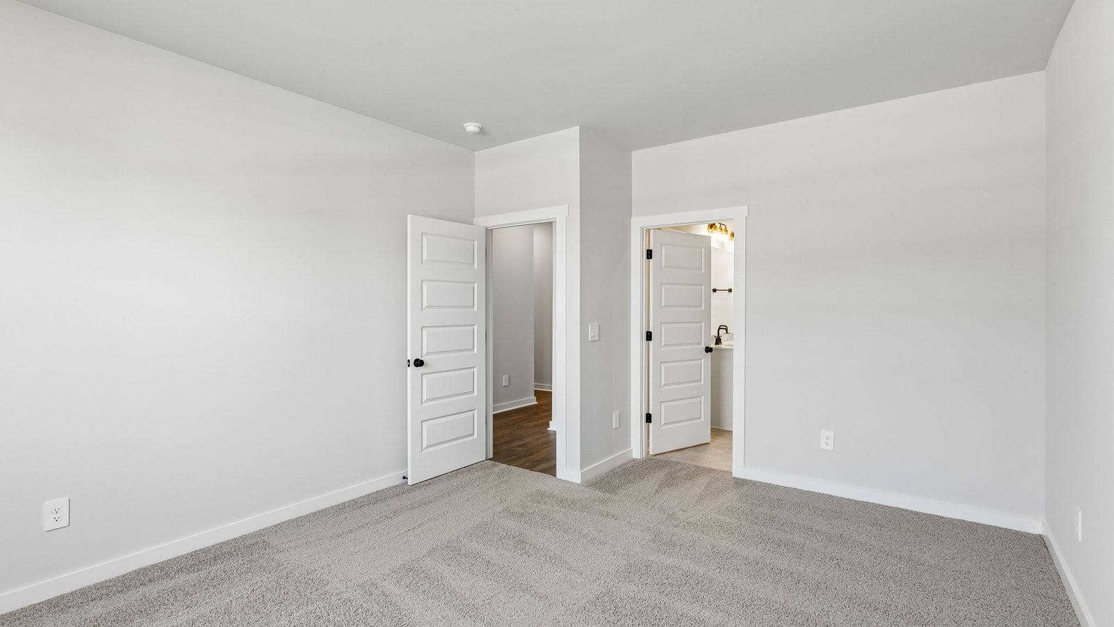 4026 Red Hawk Road Columbia, TN 38401 - Photo 12 of 55 Gallery Image 12