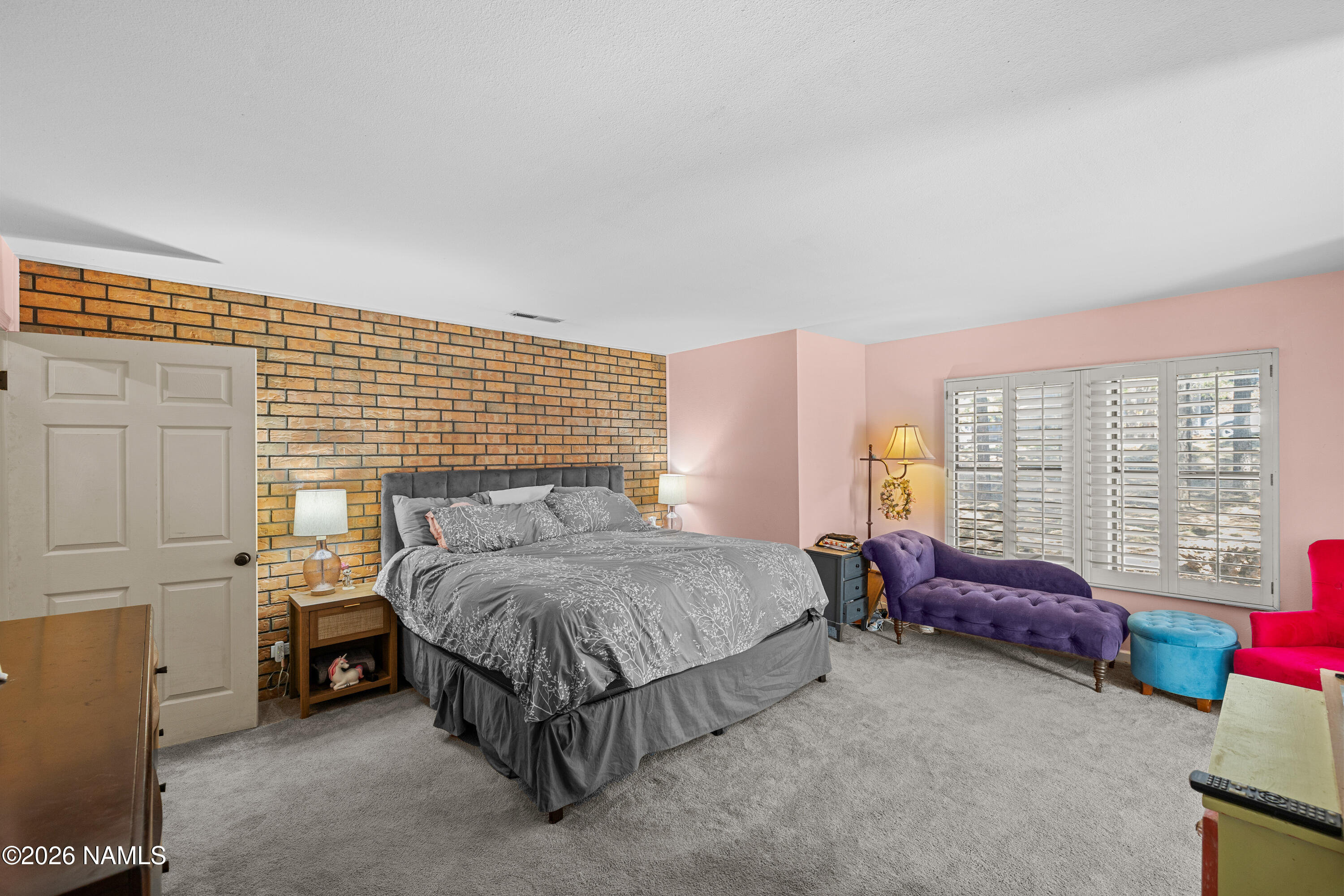 2063 North Rain Tree Road Flagstaff, AZ 86004 - Photo 15 of 36 Primary view 2