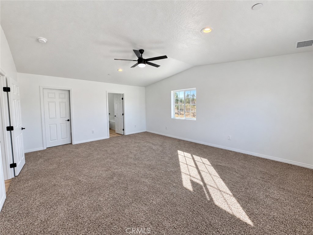 14685 Apple Valley Road Apple Valley, CA 92307 - Photo 12 of 23 Gallery Image 12