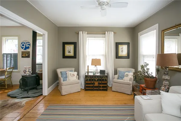 $3,200 | 94 Spring Street, Unit 2, Newport, RI 02840