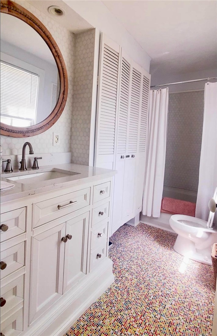 94 Spring Street, Unit 2 Newport, RI 02840 - Photo 22 of 35