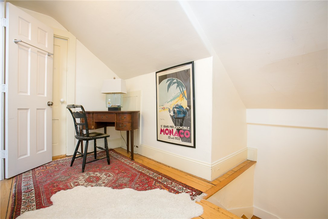 94 Spring Street, Unit 2 Newport, RI 02840 - Photo 24 of 35