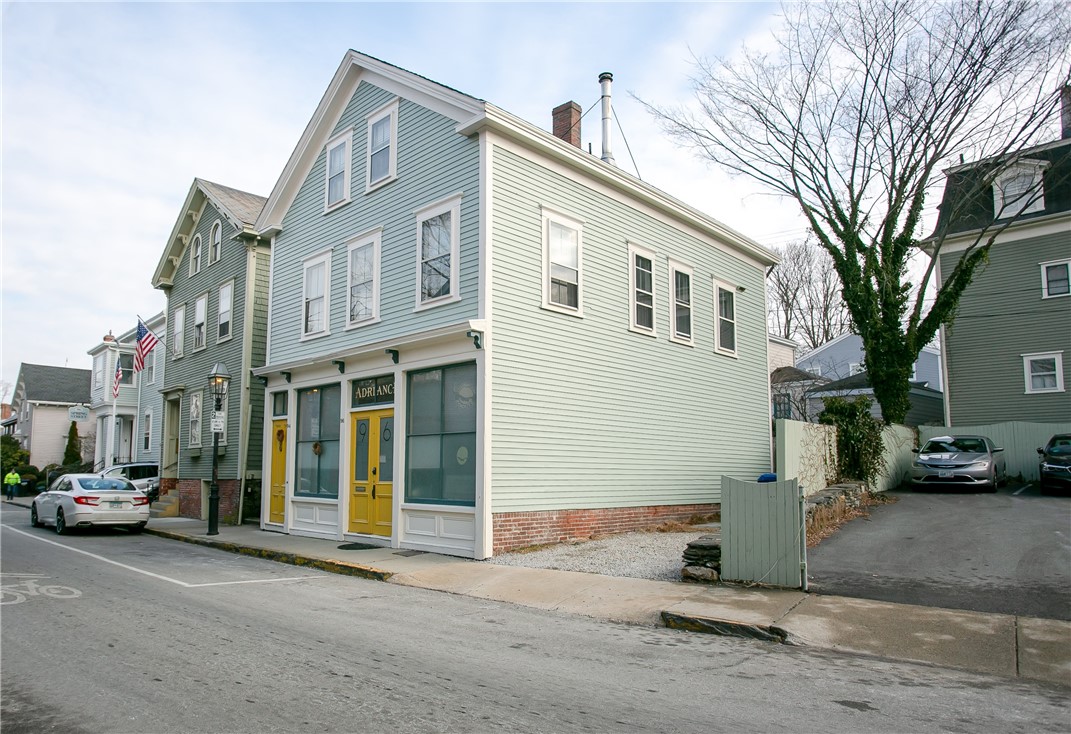 94 Spring Street, Unit 2 Newport, RI 02840 - Photo 31 of 35