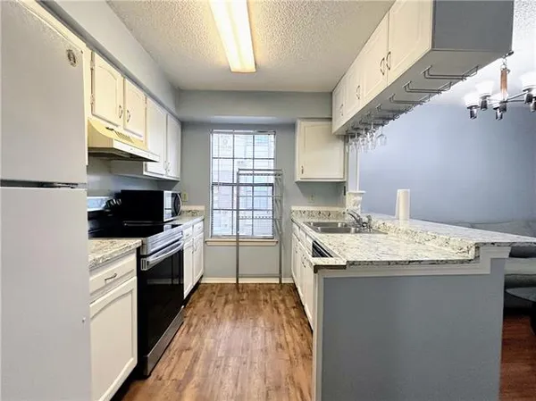$1,200 | 2928 Manhattan Boulevard, Unit 164, Harvey, LA 70058