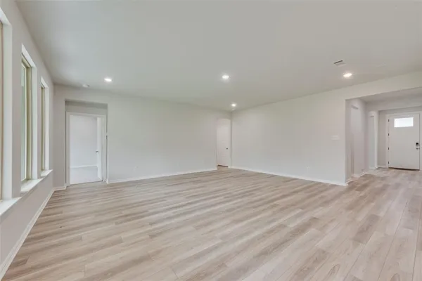 $376,501 | 621 Marcus Lane, Crowley, TX 76036