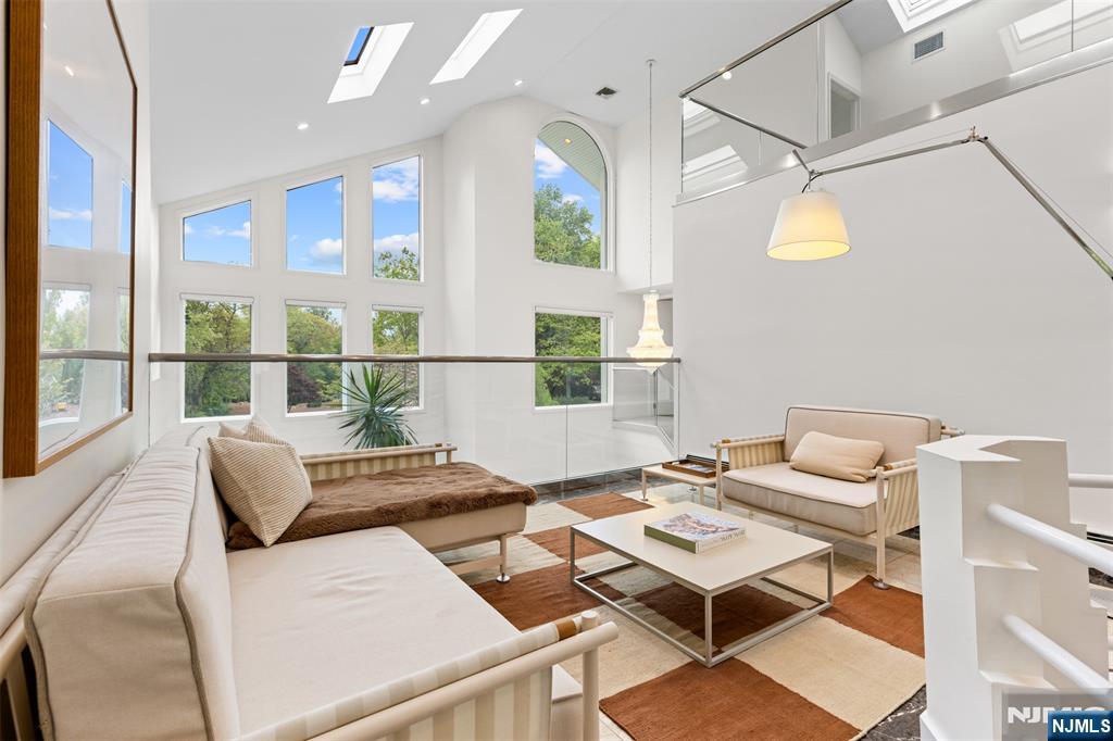 81 Greenwoods Road Old Tappan, NJ 07675 - Photo 29 of 46