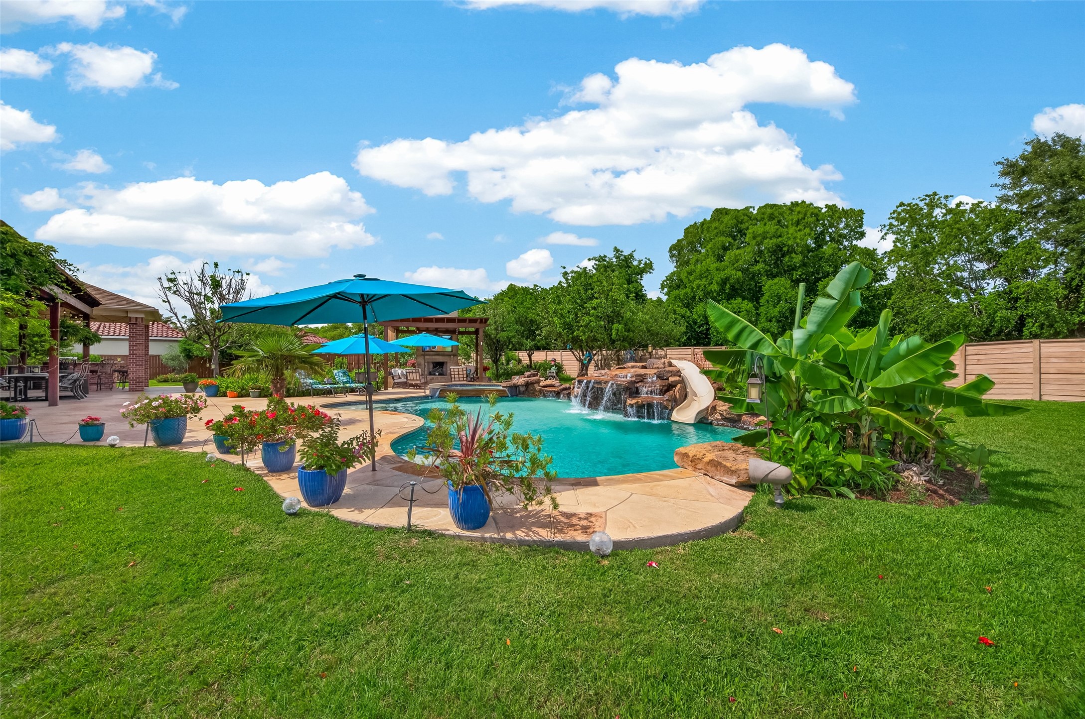 2319 Braer Ridge Drive Katy, TX 77494 - Photo 41 of 50 a view of a park with plants