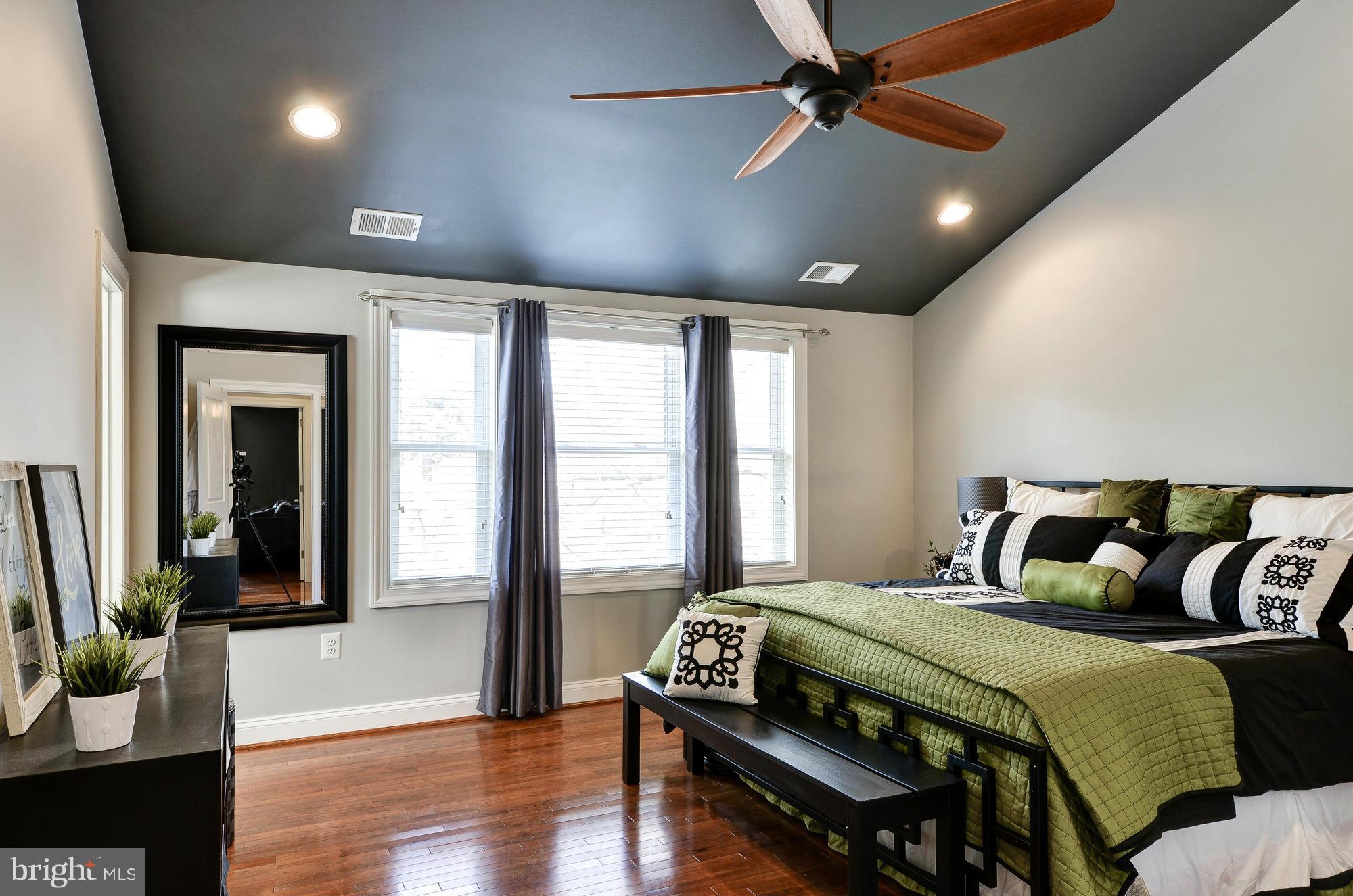 3063 Clinton Street Northeast Washington, DC 20018 - Photo 16 of 27 Bedroom (Master)