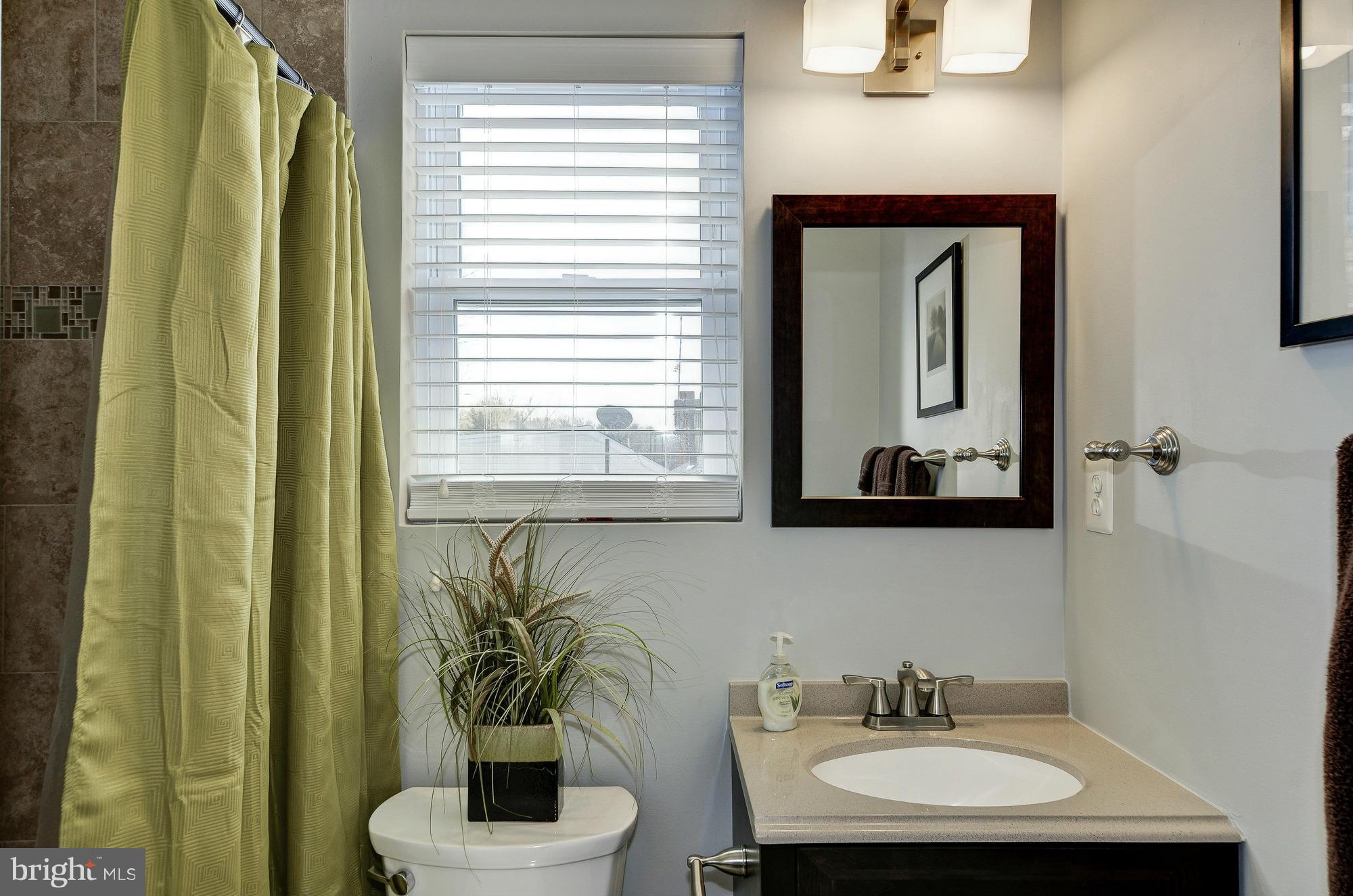 3063 Clinton Street Northeast Washington, DC 20018 - Photo 20 of 27 Bath