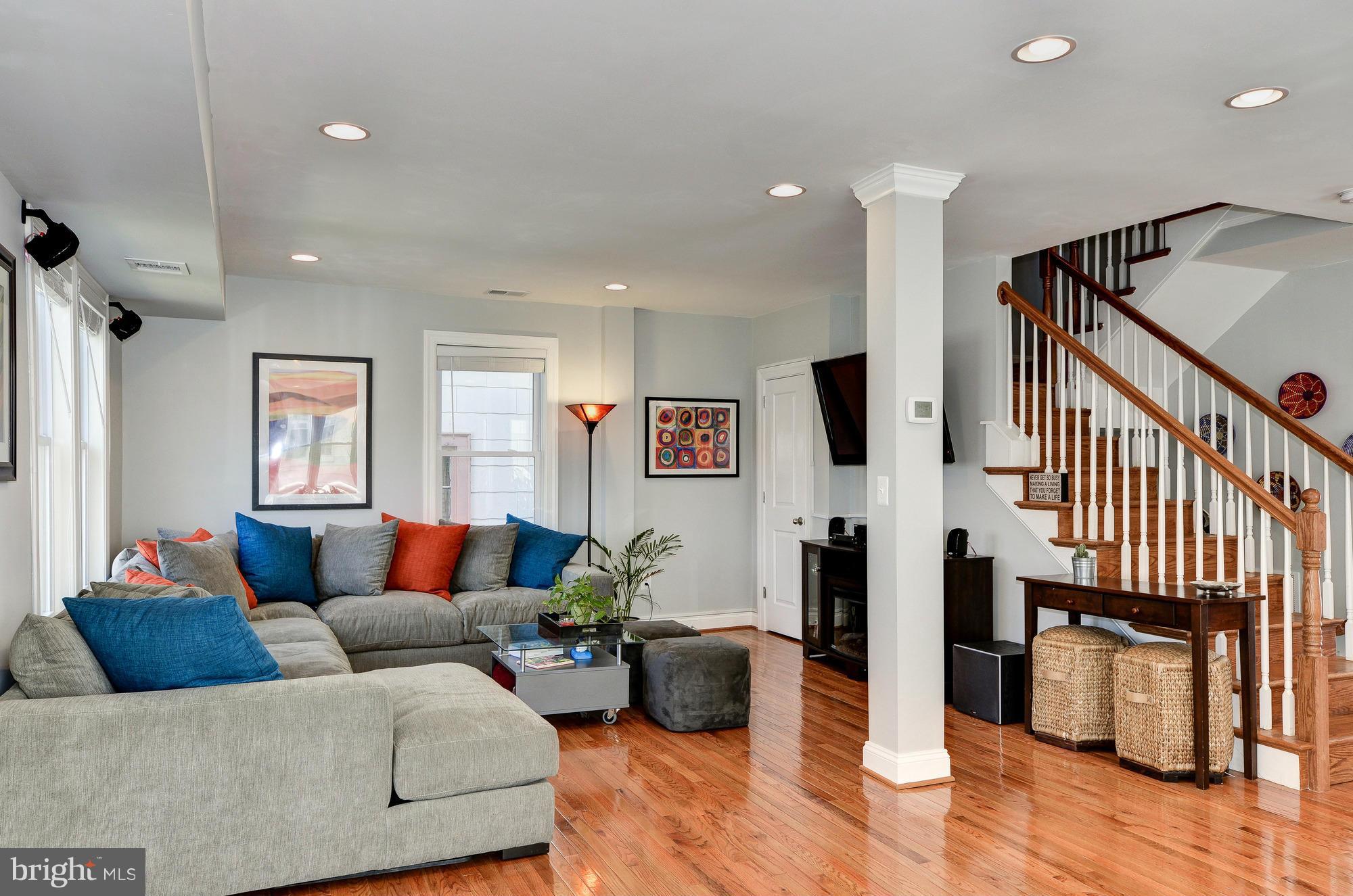 3063 Clinton Street Northeast Washington, DC 20018 - Photo 3 of 27 Living Room