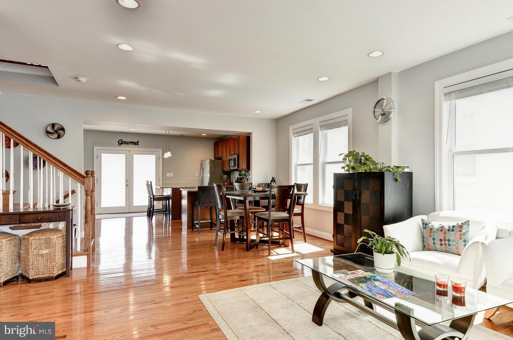 3063 Clinton Street Northeast Washington, DC 20018 - Photo 6 of 27 Living Room