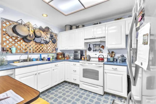 $825,000 | 1138 Lokoya Road, Napa, CA 94558