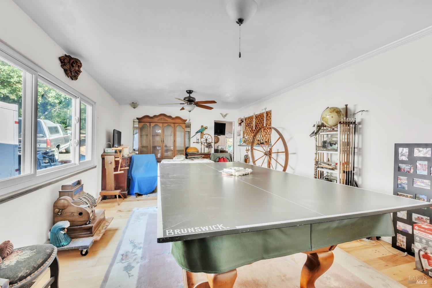 1138 Lokoya Road Napa, CA 94558 - Photo 26 of 35 a view of a living room and dining room